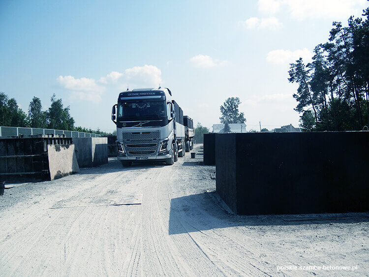 Transport szamb betonowych  w Pyskowicach